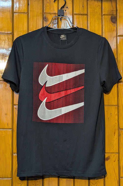 Nike T-shirt